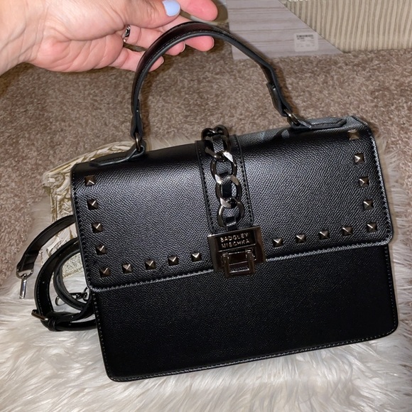 Badgley Mischka Handbags - - 🆕NWT Badgley mischka handbag